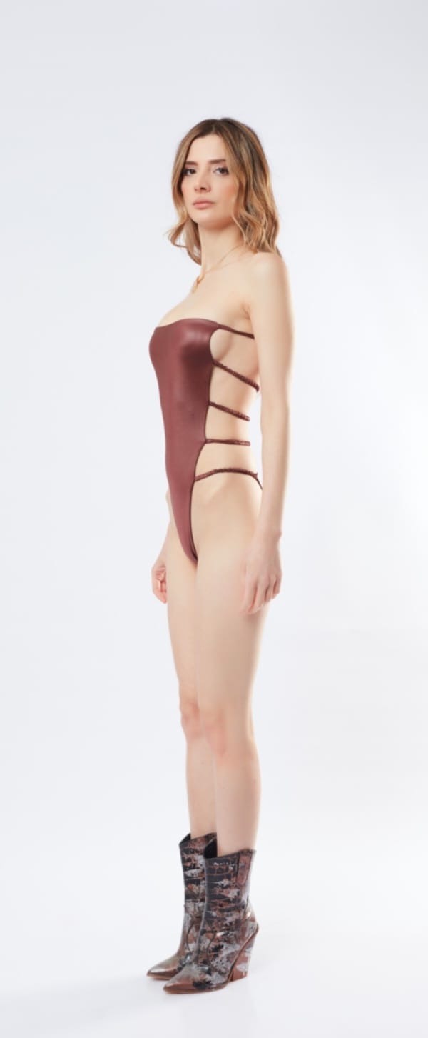 Venüs Brown Yandan Çekim